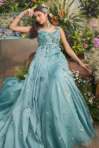 Baya Embroidered Floral Gown With Veil 