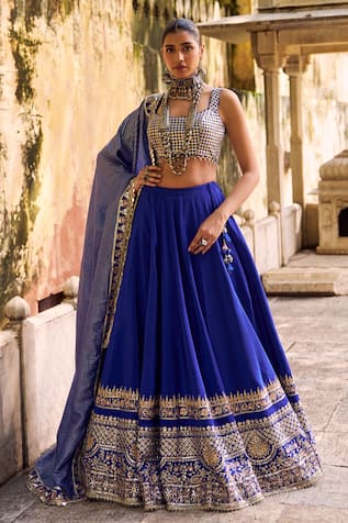 Lashkaraa Embroidered Viscose Crepe Lehenga Set 
