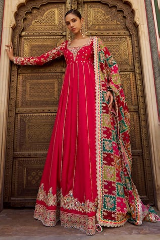 Lashkaraa Embroidered Viscose Silk Anarkali Set 