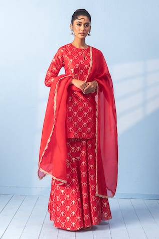 Vishwa By Pinki Sinha Banarsi Silk Zari Woven Kurta Sharara Dupatta Set 