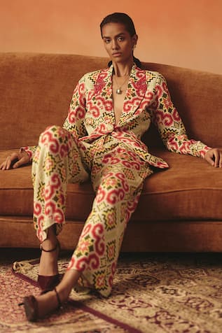 Pooja Rajgarhia Gupta Tara Ikat Pattern Blazer & Pant Co-ord Set 