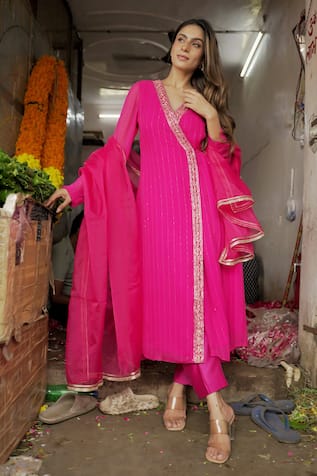 Label Flamingo By Vrinda Floral Hand Embroidered Angarkha Set 