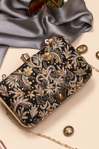 Nazaakat By Samara Singh Embroidered Floral & Leaf Clutch 