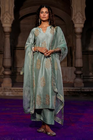 Charu Makkar Mahika Embroidered Kurta Set 