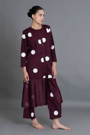 Khat Maroon Polka Chanderi Gathered Kurta & Pant Set 