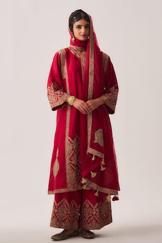 Wabi Sabi By Anshum-Ritesh Floral Nest Phiran Kurta, Flare Pant & Dupatta Set 