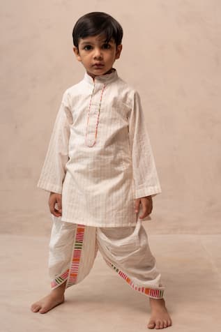 Plumcheeks Sunhera Kurta & Dhoti Pant Set 
