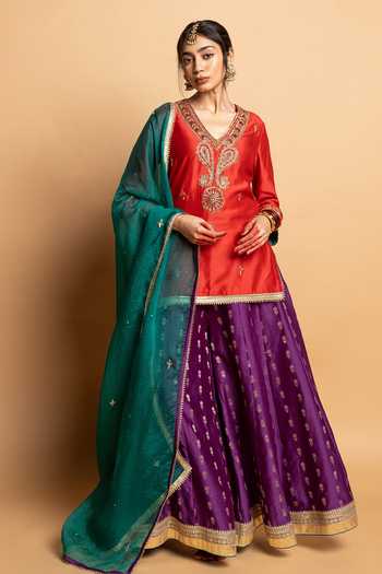 Pants And Pajamas Hemangi Embroidered Dupatta 