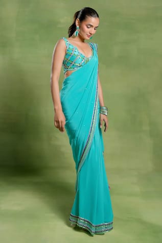 Tuhina Srivastava Embroidered Border Saree & Blouse Set 