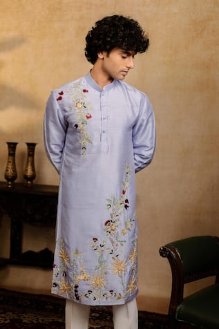 Hilo Design Botanical Bloom Embroidered Kurta 