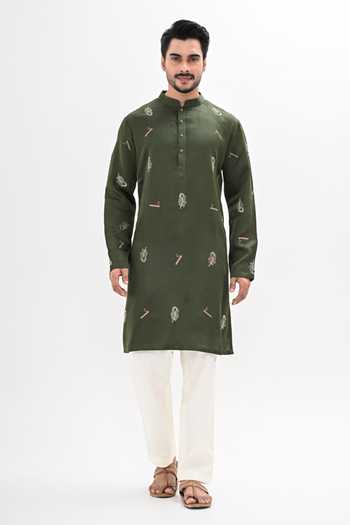Kalpana Naik Mor Pankh & Bansuri Hand Embroidered Kurta Set 