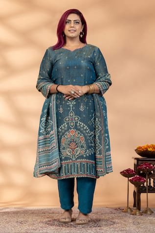 Mamicha Printed Kurta Pant Set 