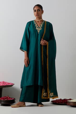 Vinusto Embroidered Chanderi Kurta Palazzo Set 