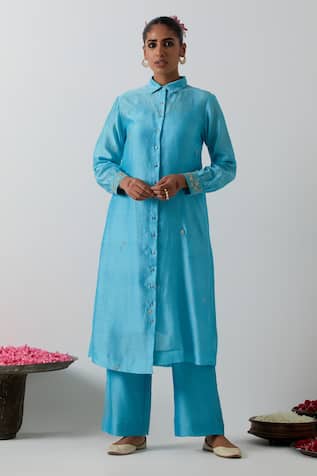 Vinusto Chanderi Zari Embroidered Kurta & Pant Set 