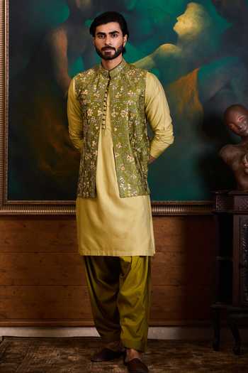 Nitika Gujral Resham & Beadwork Embroidered Bundi Kurta Set 