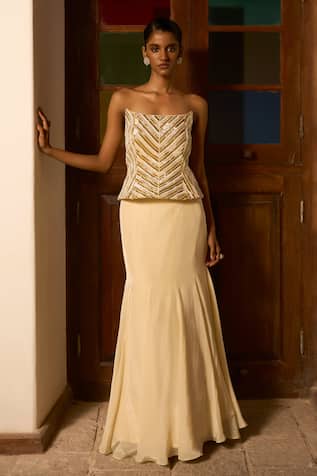 Saangi Ivory Ember Sculpted Corset With Skirt 