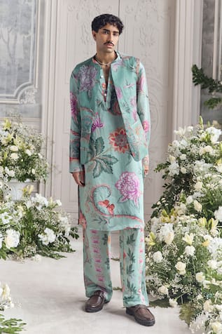 Mahima Mahajan Ashan Fanah Print Quilted Bundi Kurta & Trouser Set 