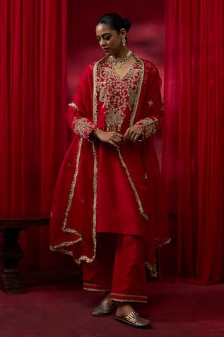 Shikha Mehta Kiara Embroidered Kurta Set 