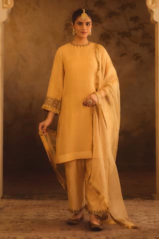 AFRIYA Zardozi & Pearl Embroidered Kurta Set 