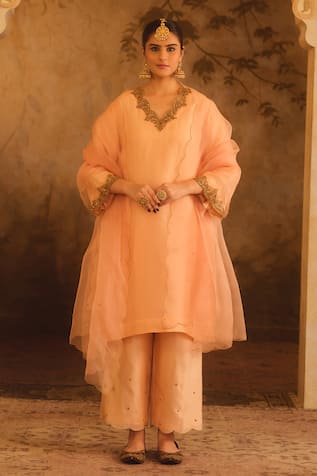 AFRIYA Zardozi & Dori Embroidered Kurta Set 