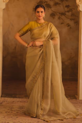 AFRIYA Embroidered Saree With Blouse 