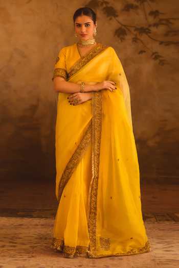 AFRIYA Organza Saree With Blouse 