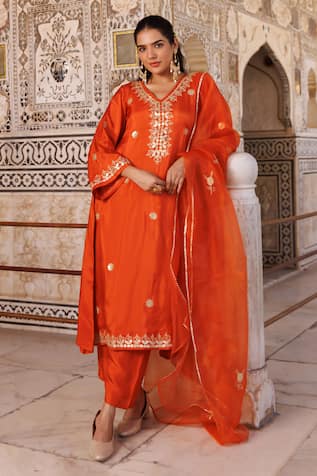 Bannhi By Priyanka Rathore Gota Patti Silk Kurta Pant & Organza Dupatta Set 