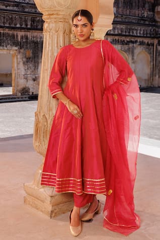 Bannhi By Priyanka Rathore Gota Detailed Anarkali Pant & Dupatta Set 