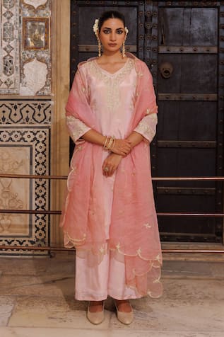 Bannhi By Priyanka Rathore Aari Embroidered Kurta Palazzo & Dupatta Set 