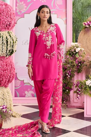 Seema Thukral Ruhi Embellished Kurta Set 