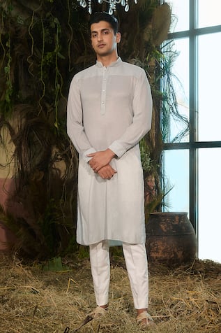 Shashank Arya Metallic Kurta Set 