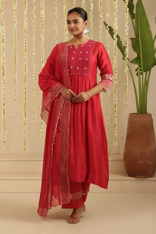 Gulabik Jaipur Gota Patti Work Kurta Set 
