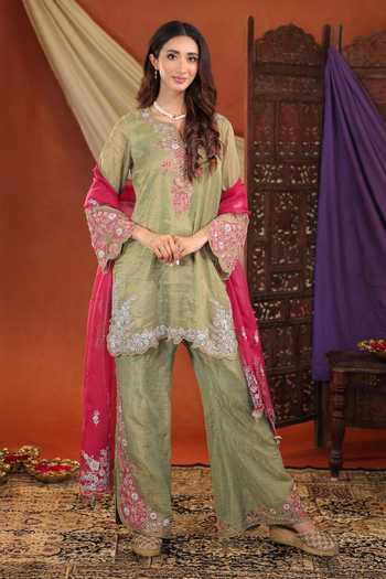 Farha Syed Embroidered Kurta Pant Set 