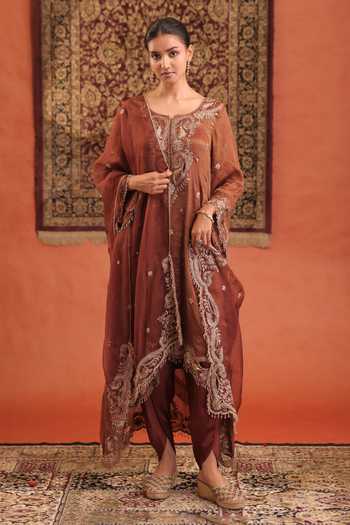 Farha Syed Embroidered Chanderi Silk Kurta Dhoti Set  