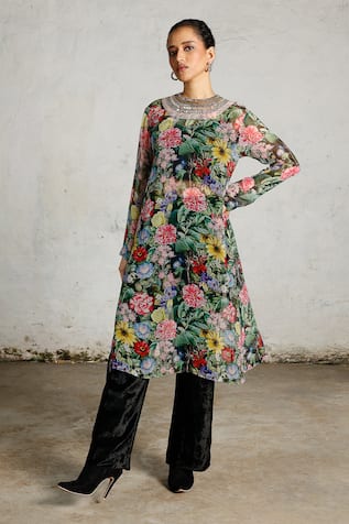 Saksham & Neharicka Nanak Printed & Embroidered Kurta 