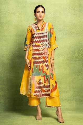 Vedika M Abstract Print Hand Embroidered Kurta & Pant Set 