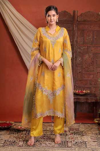 Farha Syed Embroidered Chanderi Silk Kurta Pant Set 