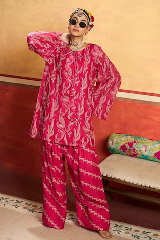 Tasuvure Indes Paisley Embroidered Kurta & Farshi Salwar Set 