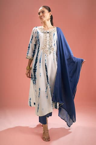 Samyukta Singhania Shibori Pattern Kurta Set 