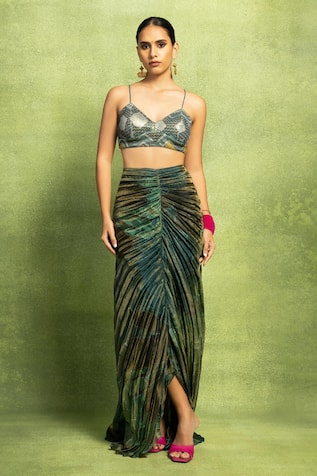 Vedika M Sequinned Bustier & Hand Pleated Skirt Set 