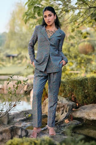 Safaa La Cote Dazur Kani Woven Blazer & Pant Set 