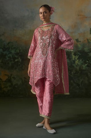 Mustard Moon By Neyha And Vrinda Embroidered Asymmetric Kurta Set 