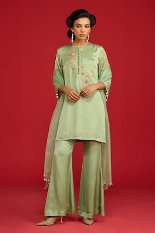 Megha Pitti Sequin Embroidered Kurta Set 