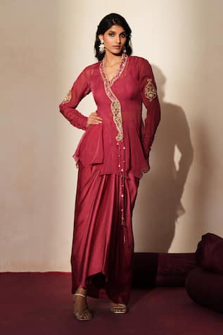 ISHA GUPTA TAYAL Itr Embroidered Shirt & Draped Skirt Set 