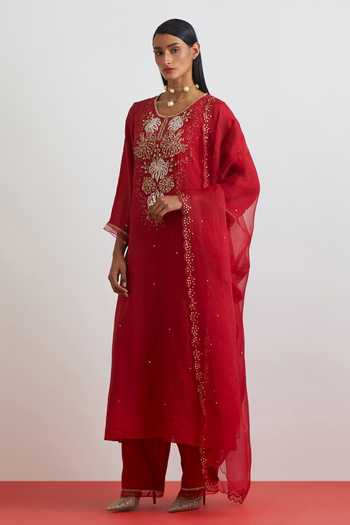 One Not Two Silk Organza Scalloped Sequins Dupatta 