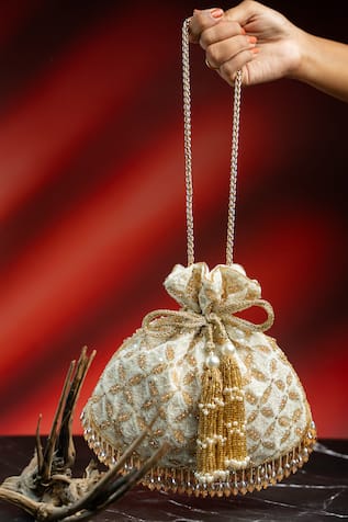 Nayaab By Sonia Leafy Lattice Embroidered Potli 