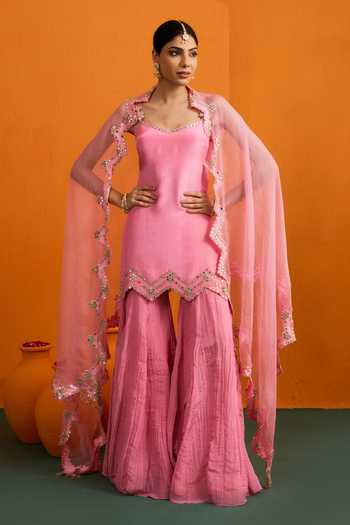 Bhawna Sethi Nistya Mirror Embroidered Kurta Set 