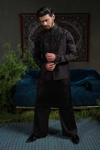 Runit Gupta Black Thunder Bundi & Kurta Set 