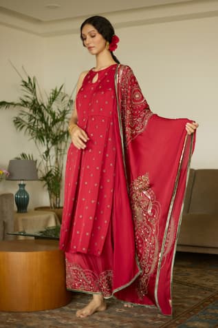 Sarang Kaur Red Hand Embroidered Sequin Dupatta 