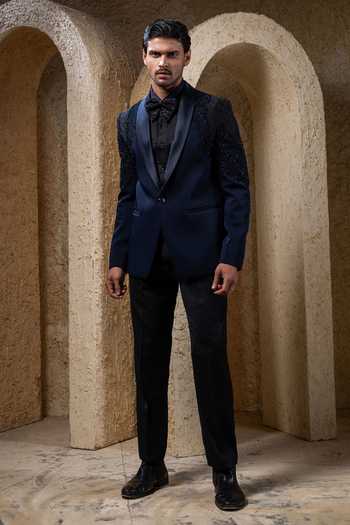 Darshika Menswear Blue Embellished Tuxedo Set 